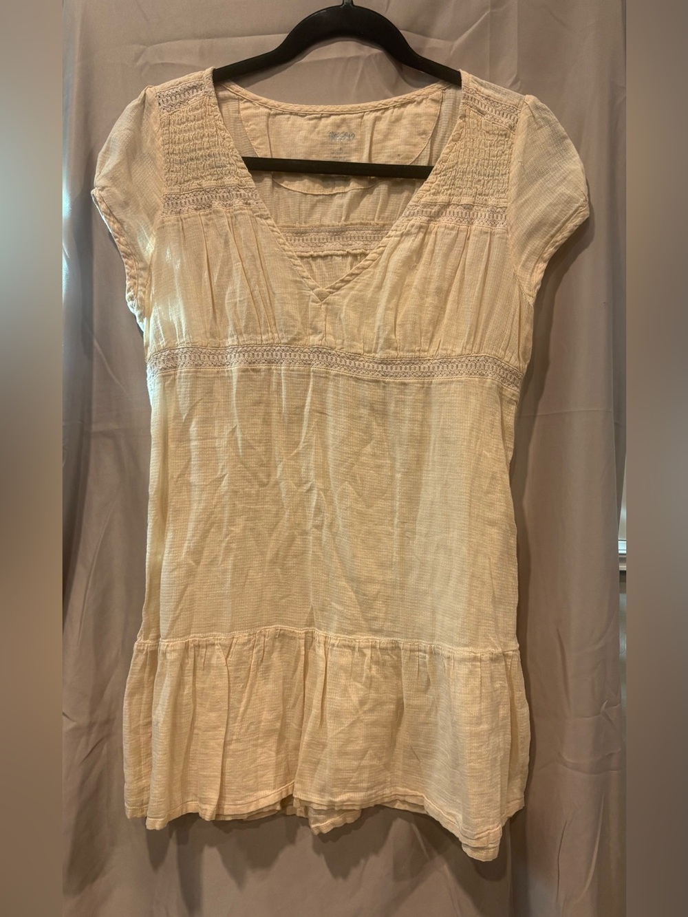 Mossimo Supply Co. Cream V-Neck Peasant Tunic